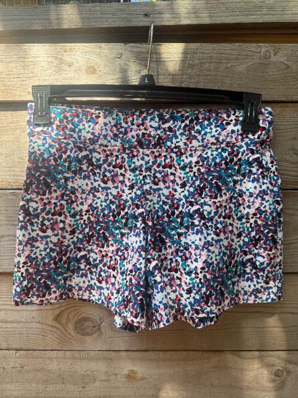 Olivia Grey Flat Front Pull On Shorts Women's Small Colorful Preppy Comfortable
